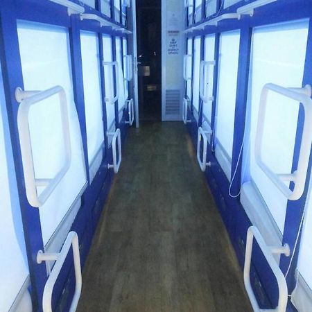 Qb Sleep Capsule Hotel Kuta  Bagian luar foto