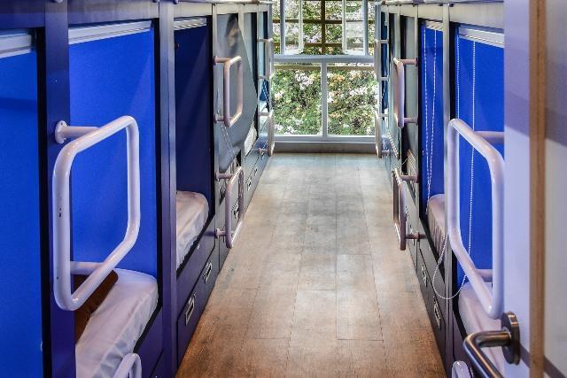Qb Sleep Capsule Hotel Kuta  Ruang foto
