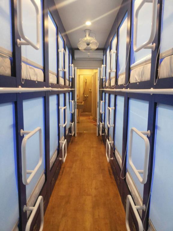Qb Sleep Capsule Hotel Kuta  Bagian luar foto