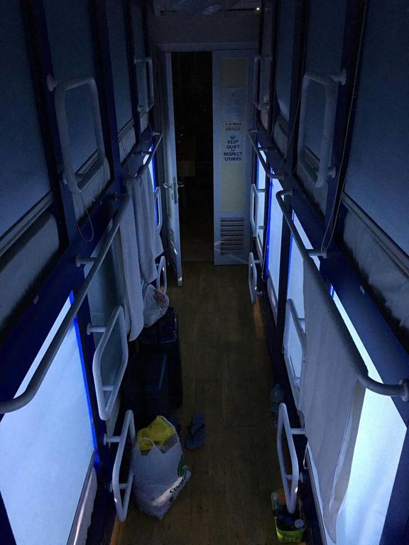Qb Sleep Capsule Hotel Kuta  Bagian luar foto