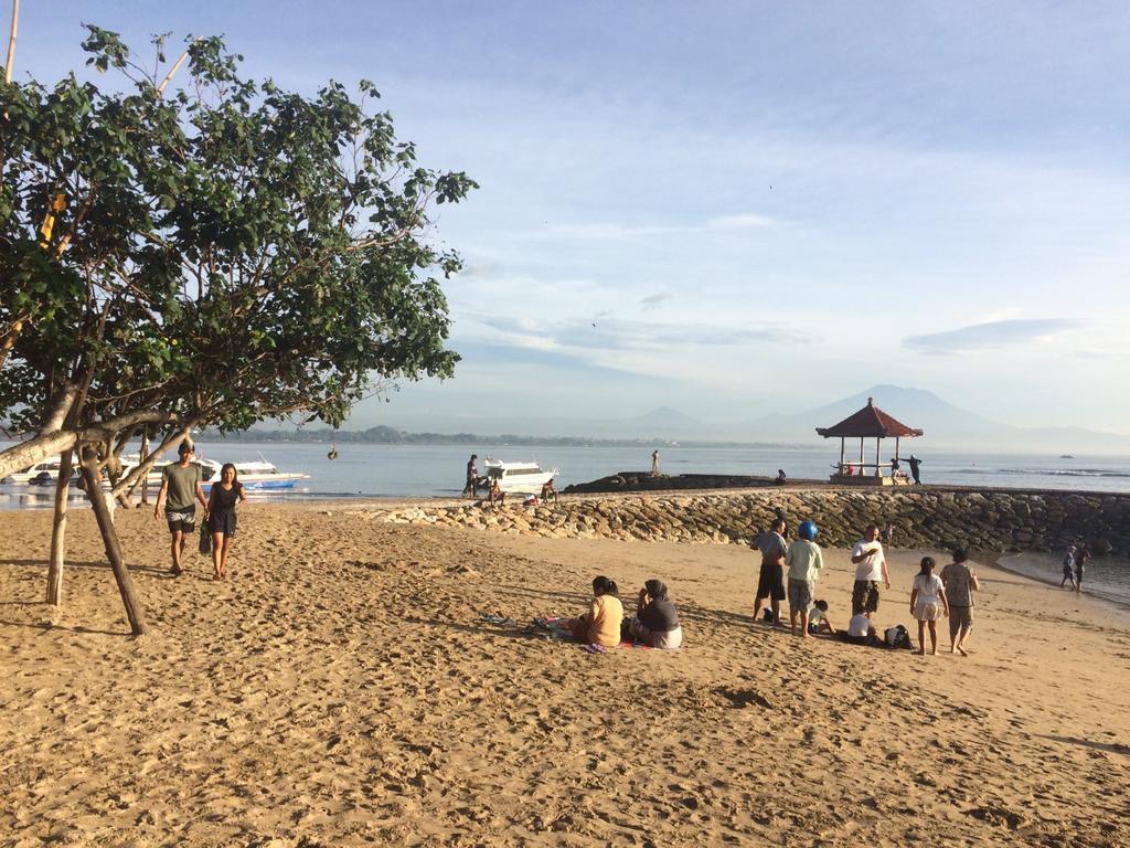Qb Sleep Capsule Hotel Kuta  Bagian luar foto